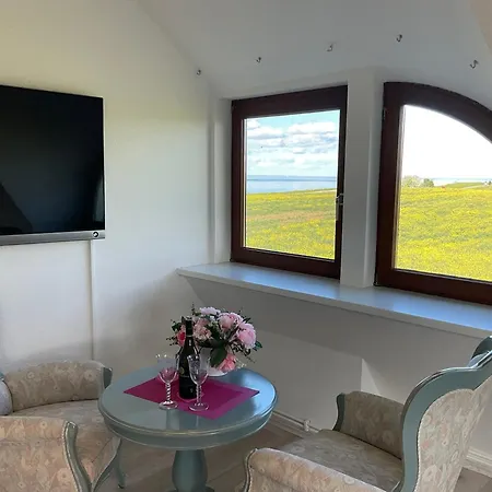 Apartment Mit Meerblick Lubeck